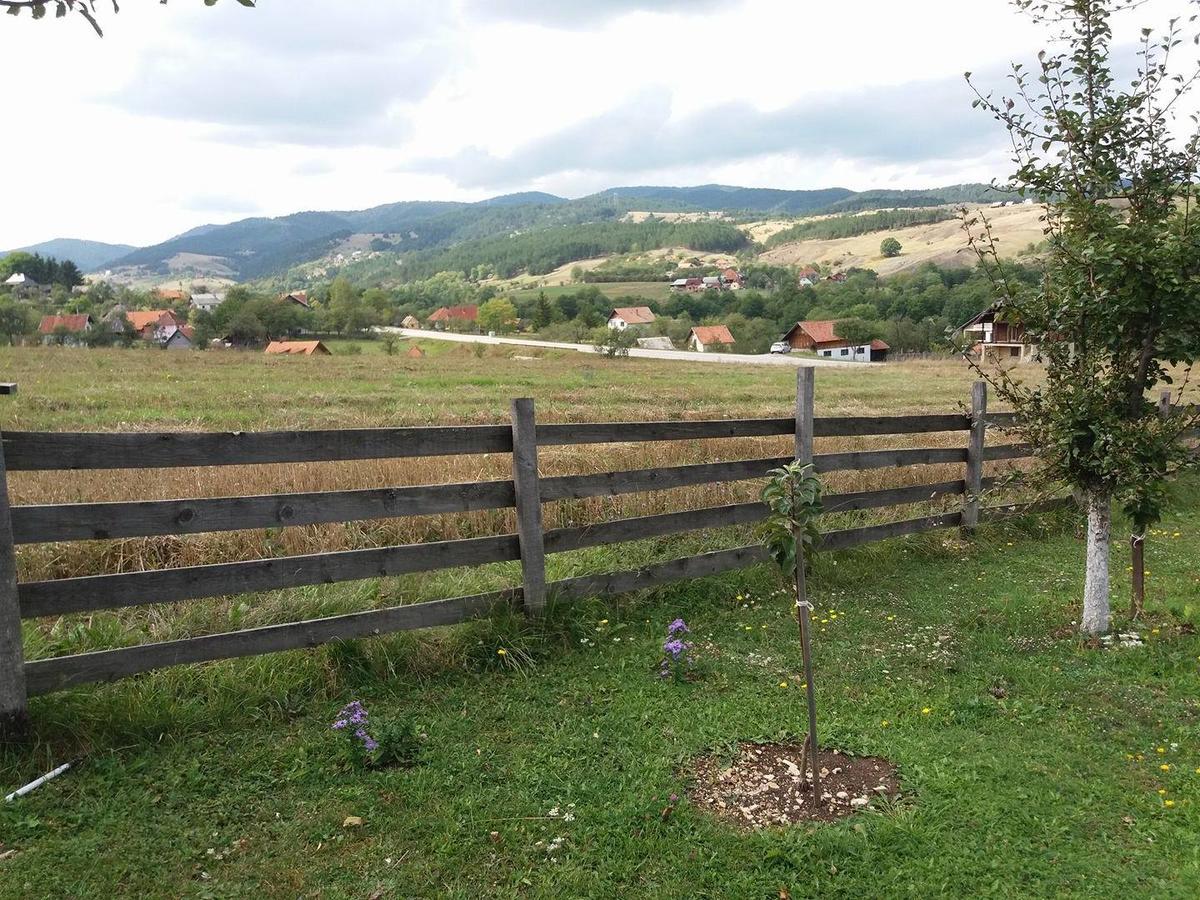 Holiday Home Vila Milka Kremna Exterior photo